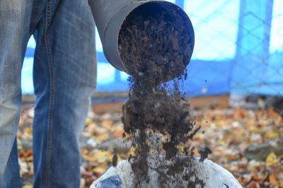Cleaning a Wood Burning Stove Chimney Pipe